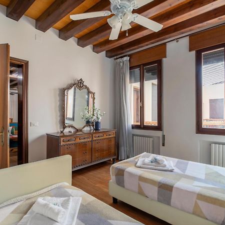 Apartament Giulia House Wenecja Zewnętrze zdjęcie