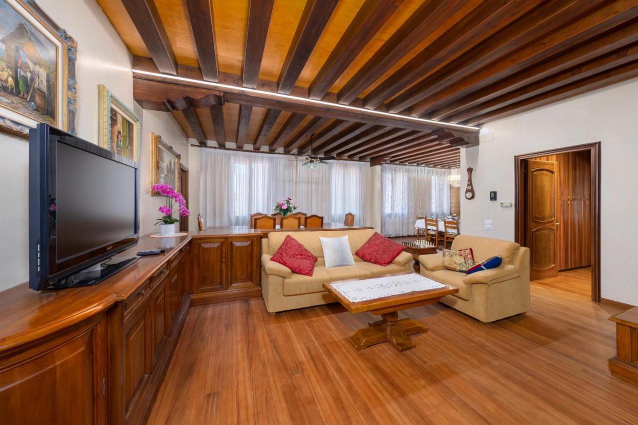 Apartament Giulia House Wenecja Zewnętrze zdjęcie