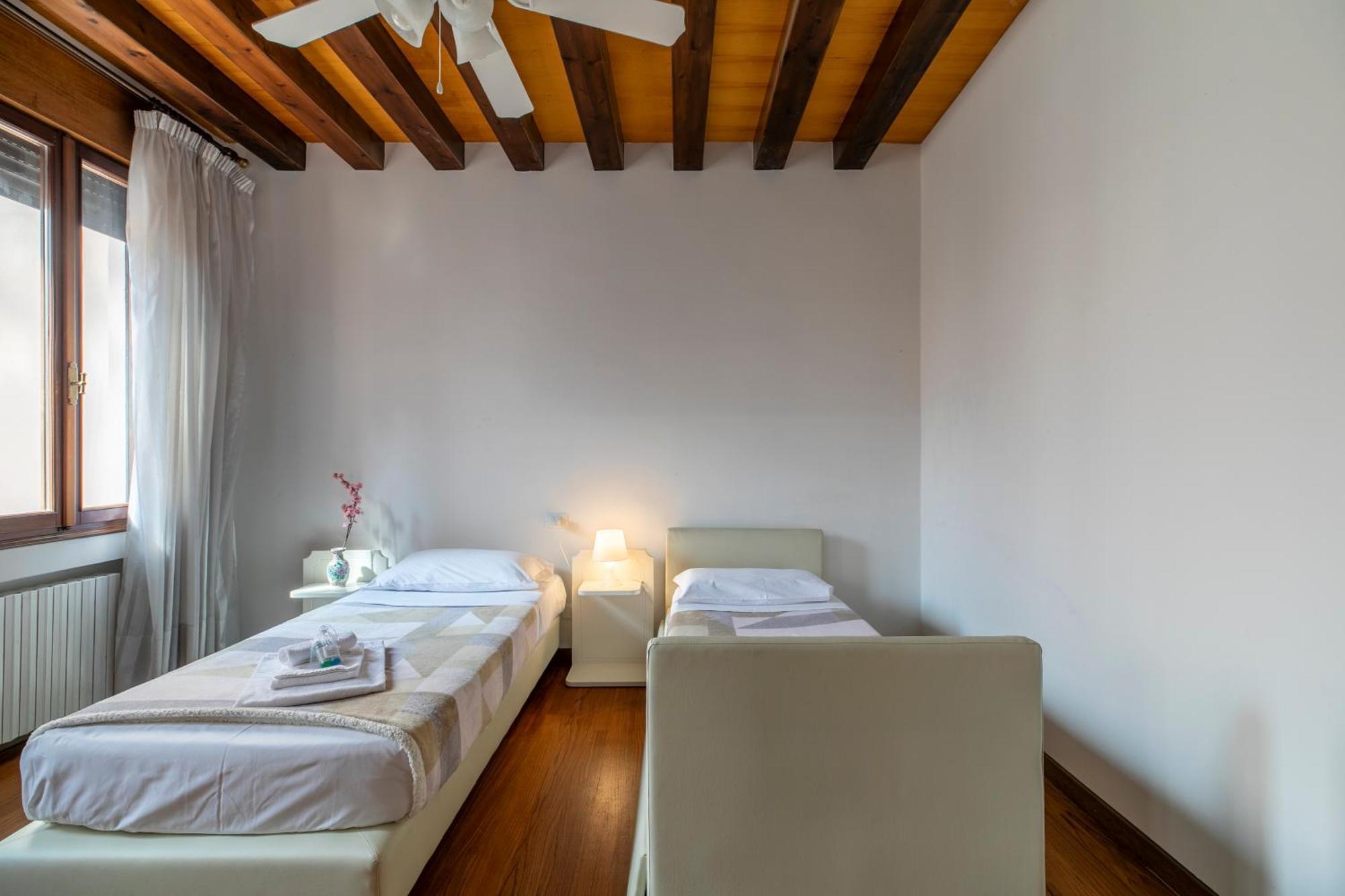 Apartament Giulia House Wenecja Zewnętrze zdjęcie